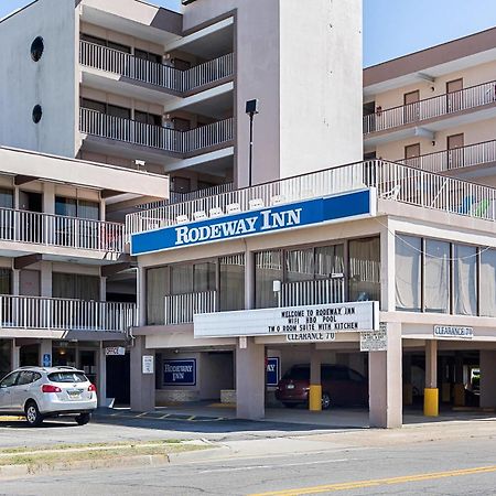 Red Roof Plus & Suites Virginia Beach - Seaside Extérieur photo