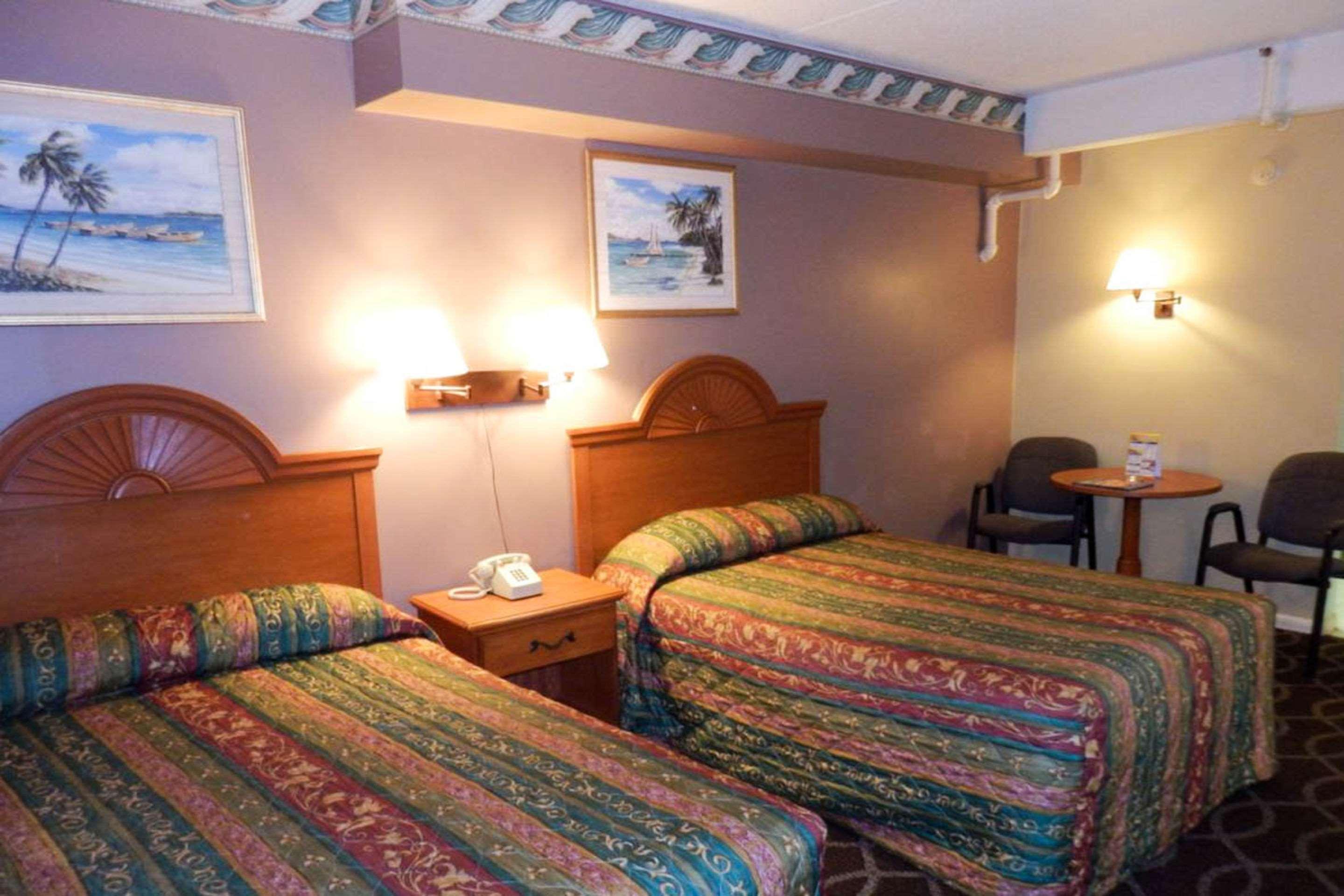 Red Roof Plus & Suites Virginia Beach - Seaside Extérieur photo