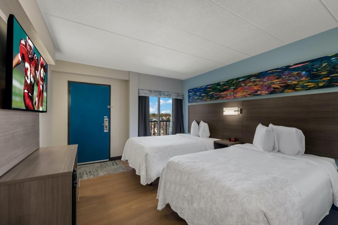 Red Roof Plus & Suites Virginia Beach - Seaside Extérieur photo