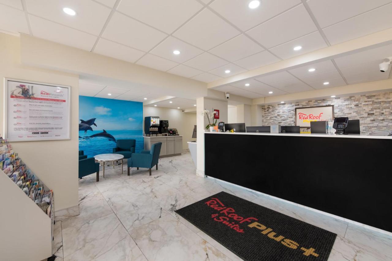 Red Roof Plus & Suites Virginia Beach - Seaside Extérieur photo