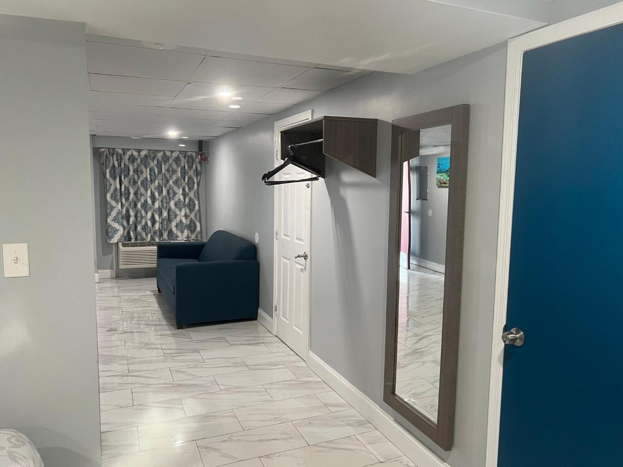 Red Roof Plus & Suites Virginia Beach - Seaside Extérieur photo